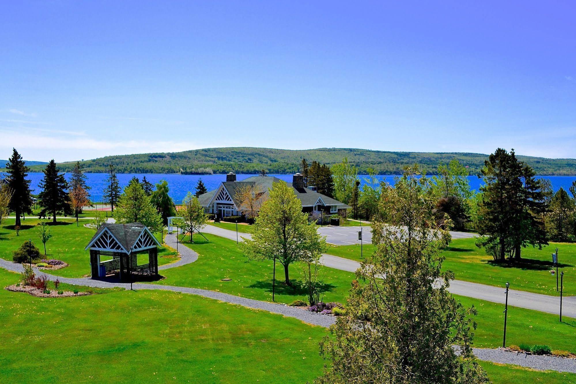 Baddeck Inlet Inverary Resort מראה חיצוני תמונה